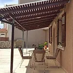 Vasiana Ferienhaus Razáta